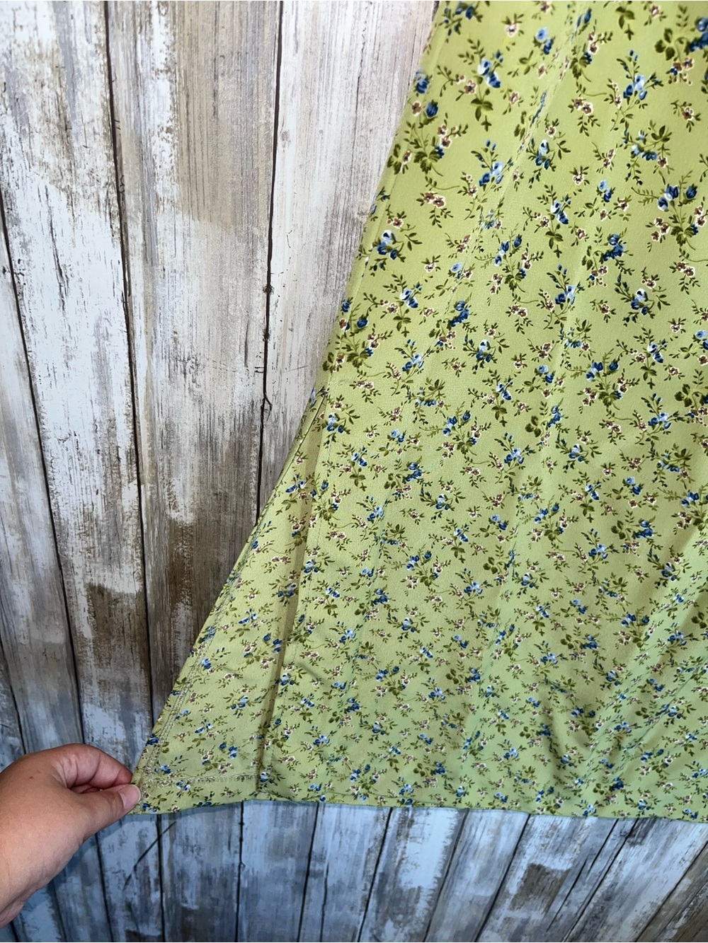 Vintage Floral Midi Skirt Green Cottagecore Bias Cut USA Made Size 12 - Picture 2 of 5